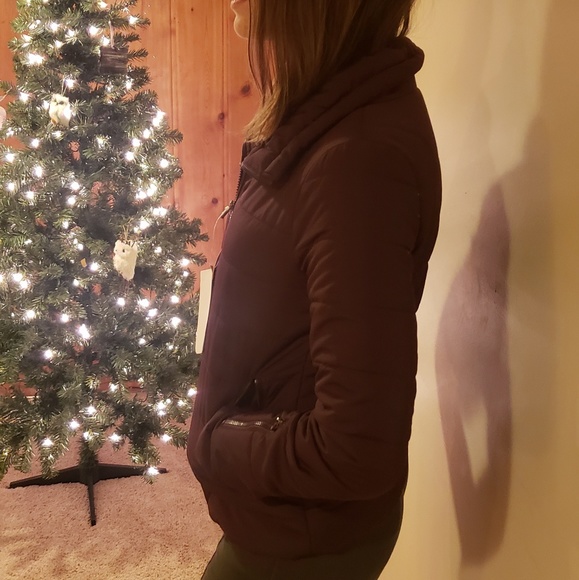 Coat - Picture 2 of 4